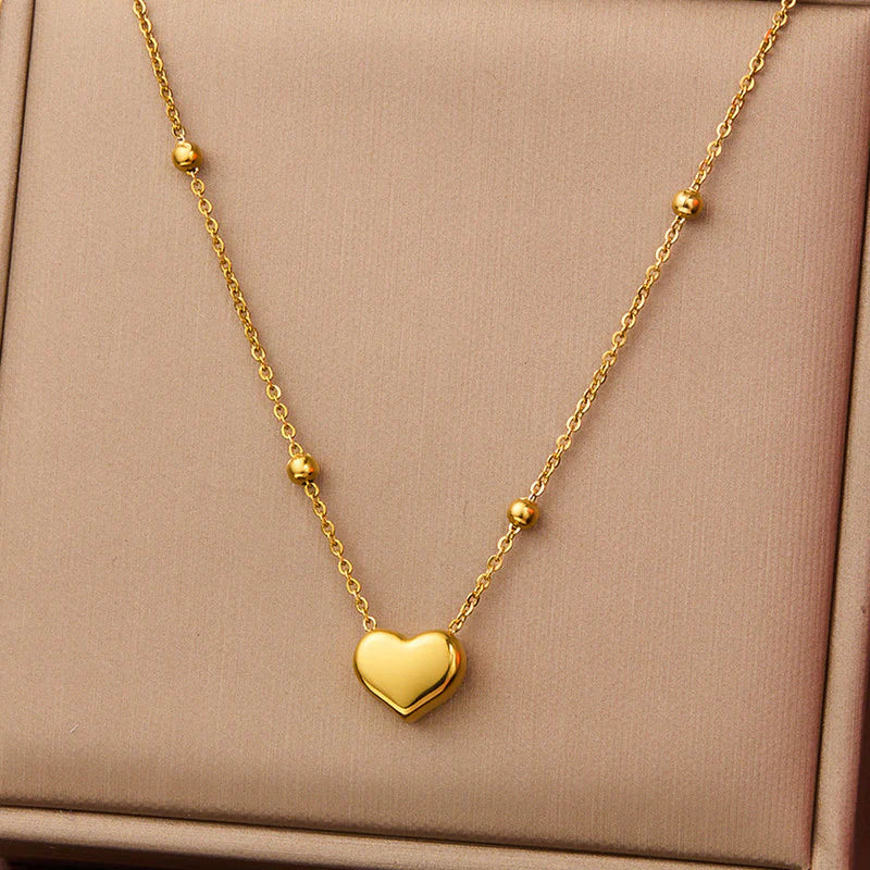 GOLD-PLATED ANTI TARNISH HEART THEMED PENDANT