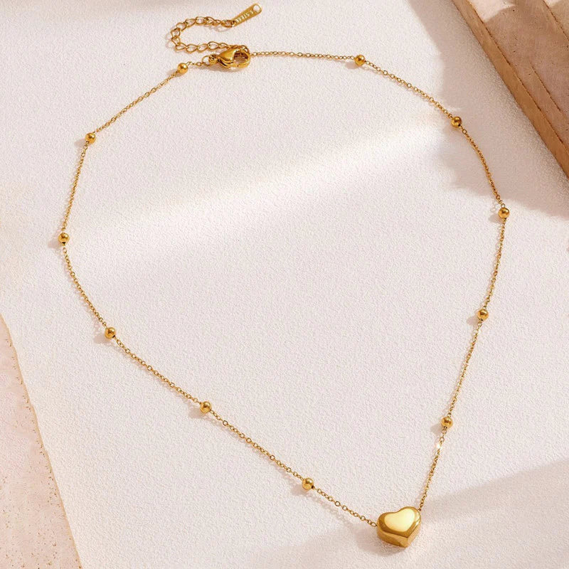 GOLD-PLATED ANTI TARNISH HEART THEMED PENDANT