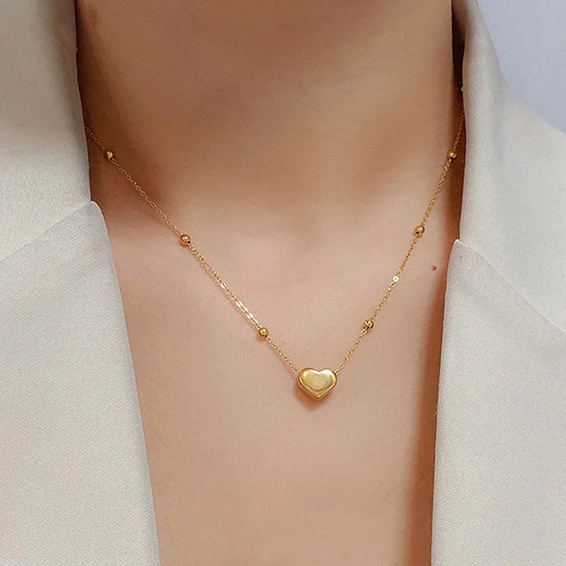GOLD-PLATED ANTI TARNISH HEART THEMED PENDANT